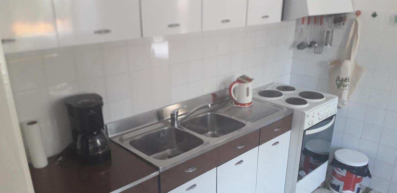 Apartments Villa Anton Πόρετς Εξωτερικό φωτογραφία