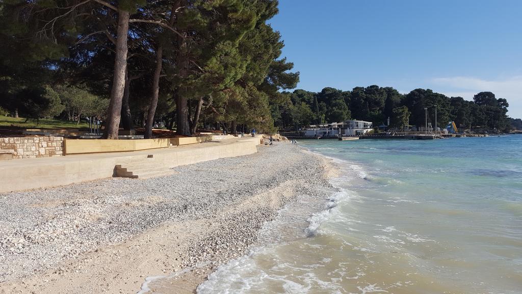 Apartments Villa Anton Πόρετς Εξωτερικό φωτογραφία